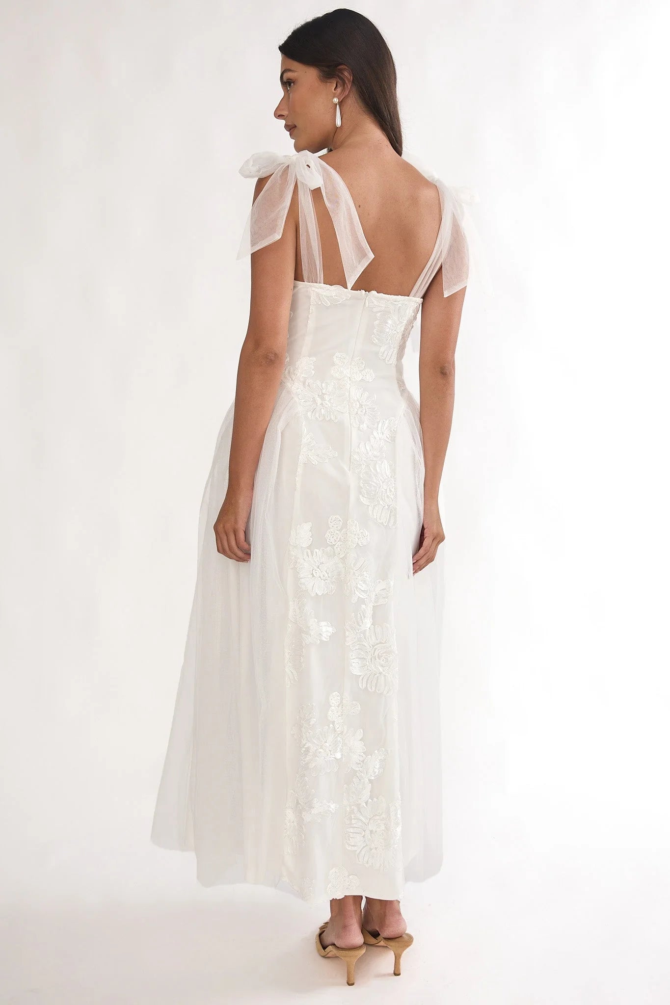 Serifine Floral Embellished Bow Maxi Dress White